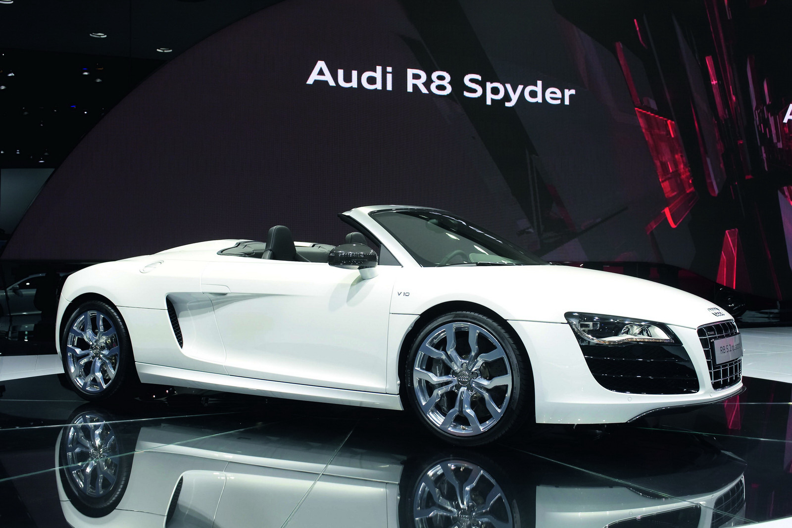 Audi Spyder Grey